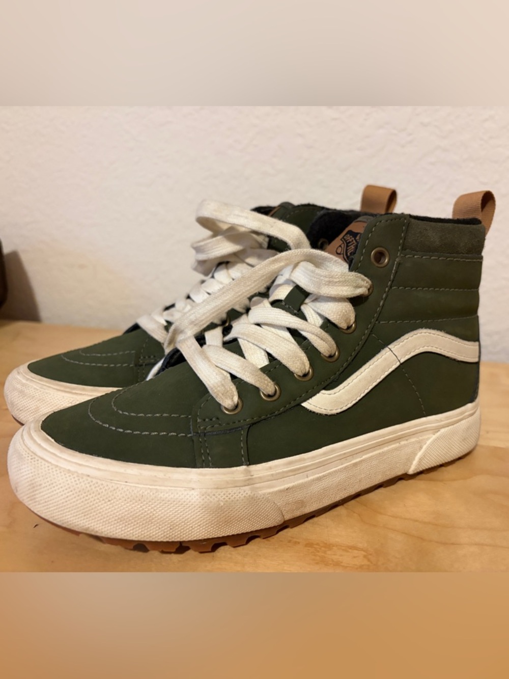 Vans Kids Olive Green High-Top Sneakers with White Stripe and Laces